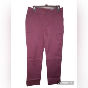 📍2 for $20 Woman's Lee Pants Size 6 Medium